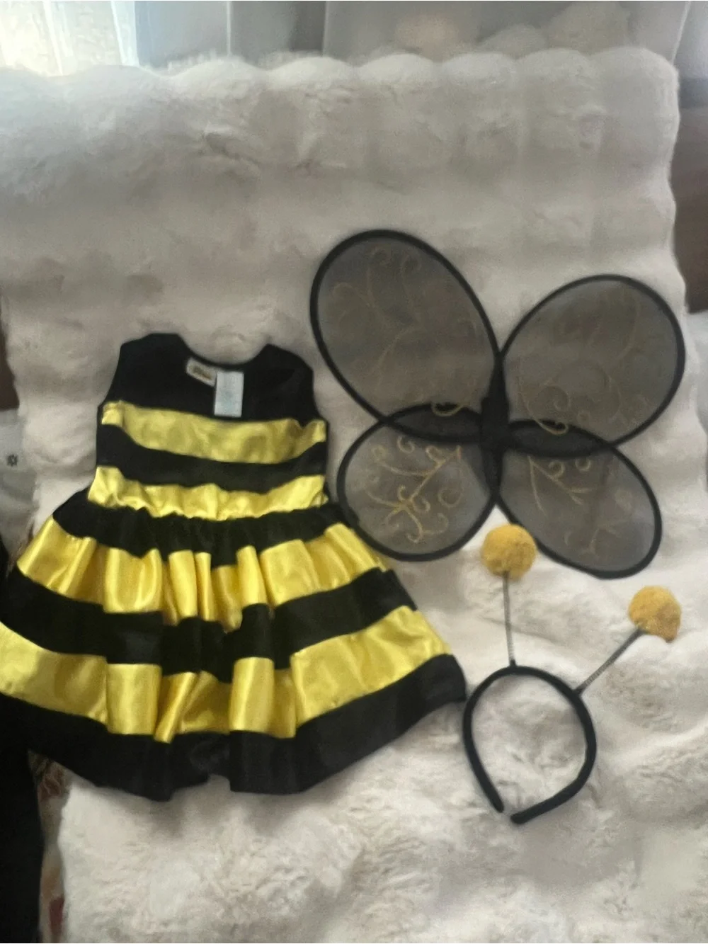 Girls Bumblebee Costume Dress with Wings and Antennae -*** FLASHH SALEEE***
